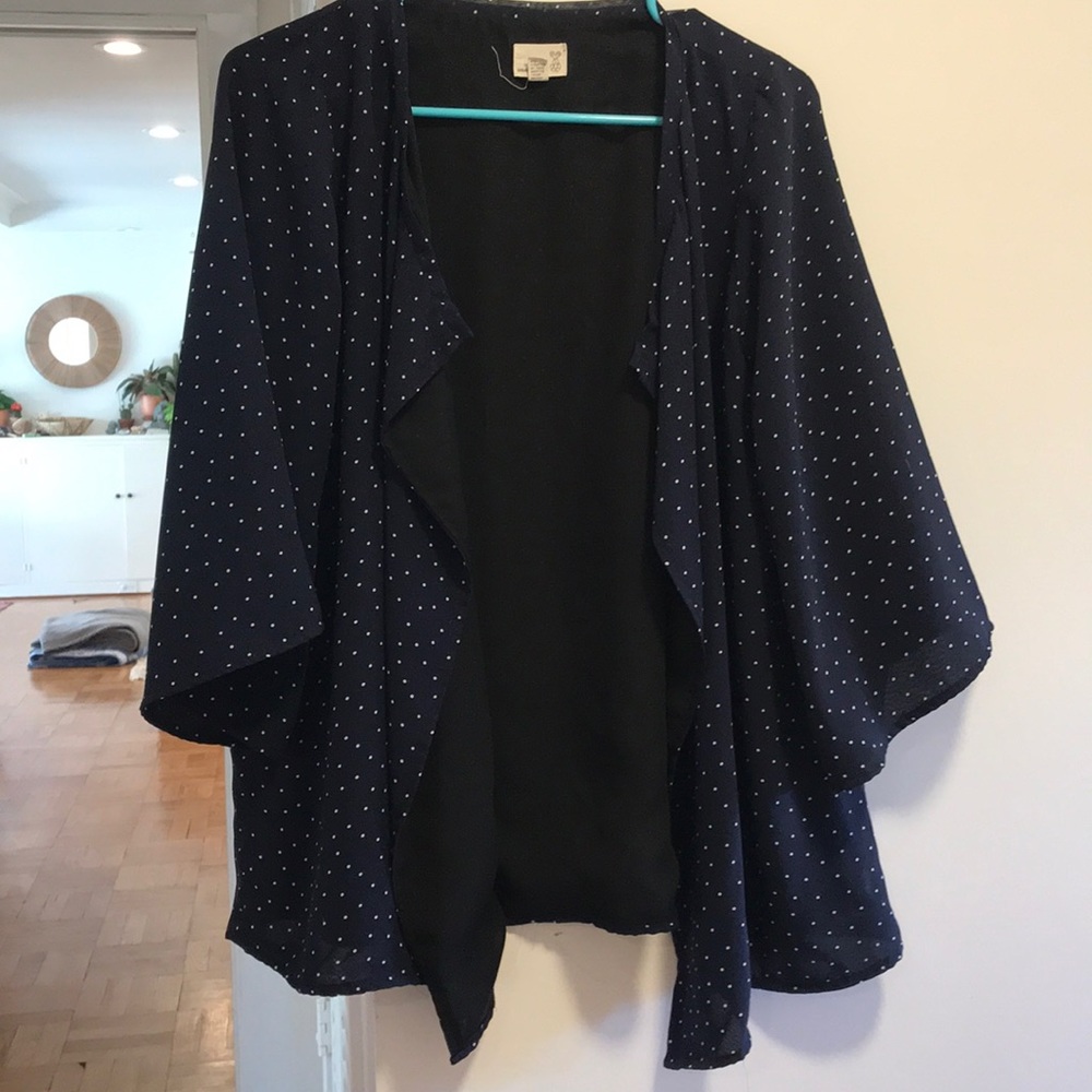 URBAN OUTFITTERS polka dot kimono